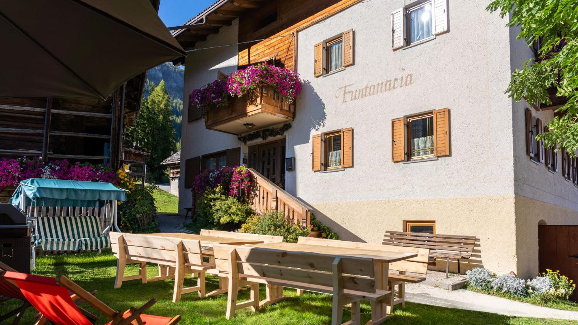 Chalet Funtanacia La Villa  Extérieur photo